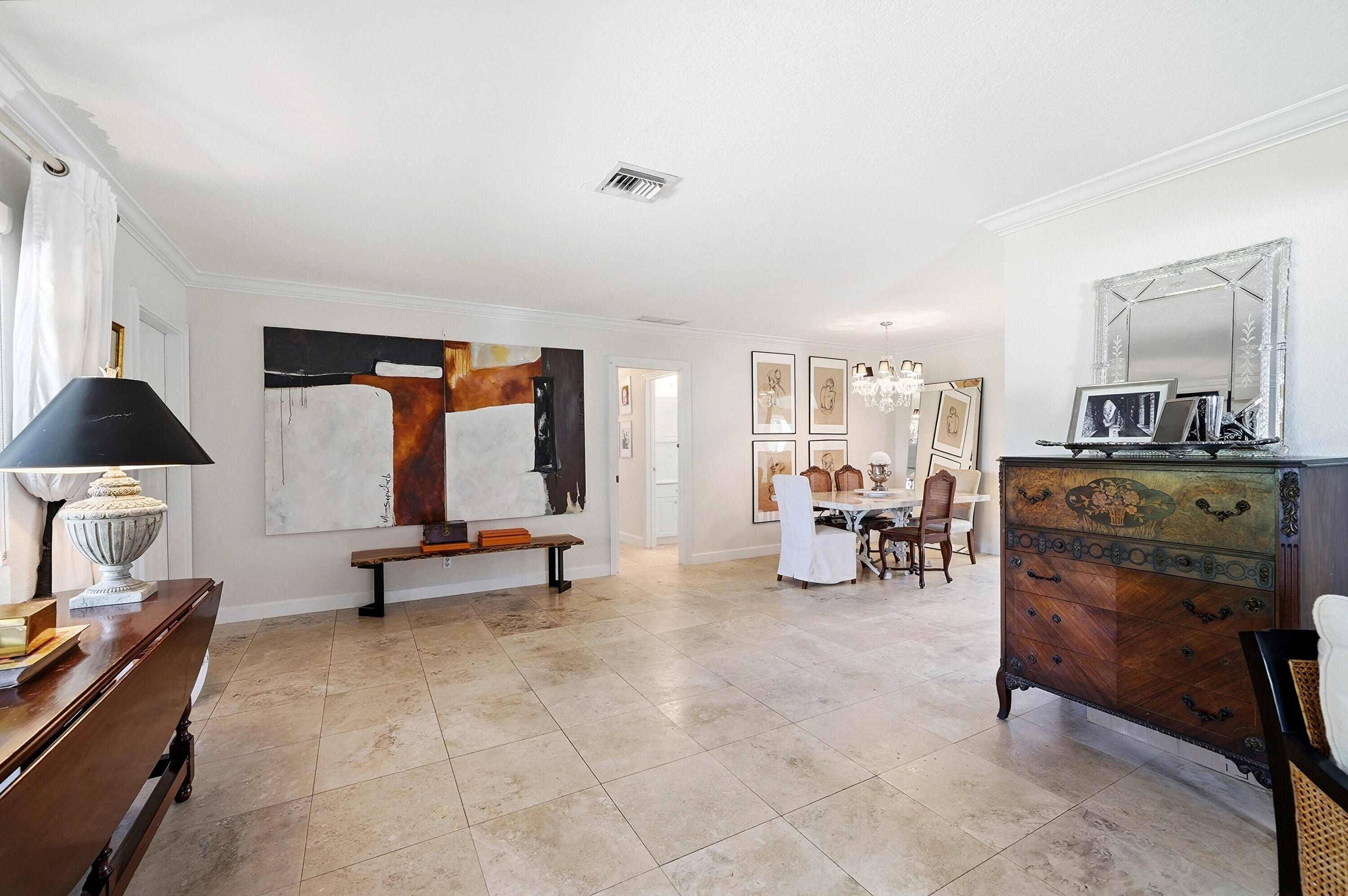 MARY-KNOLL - Residential