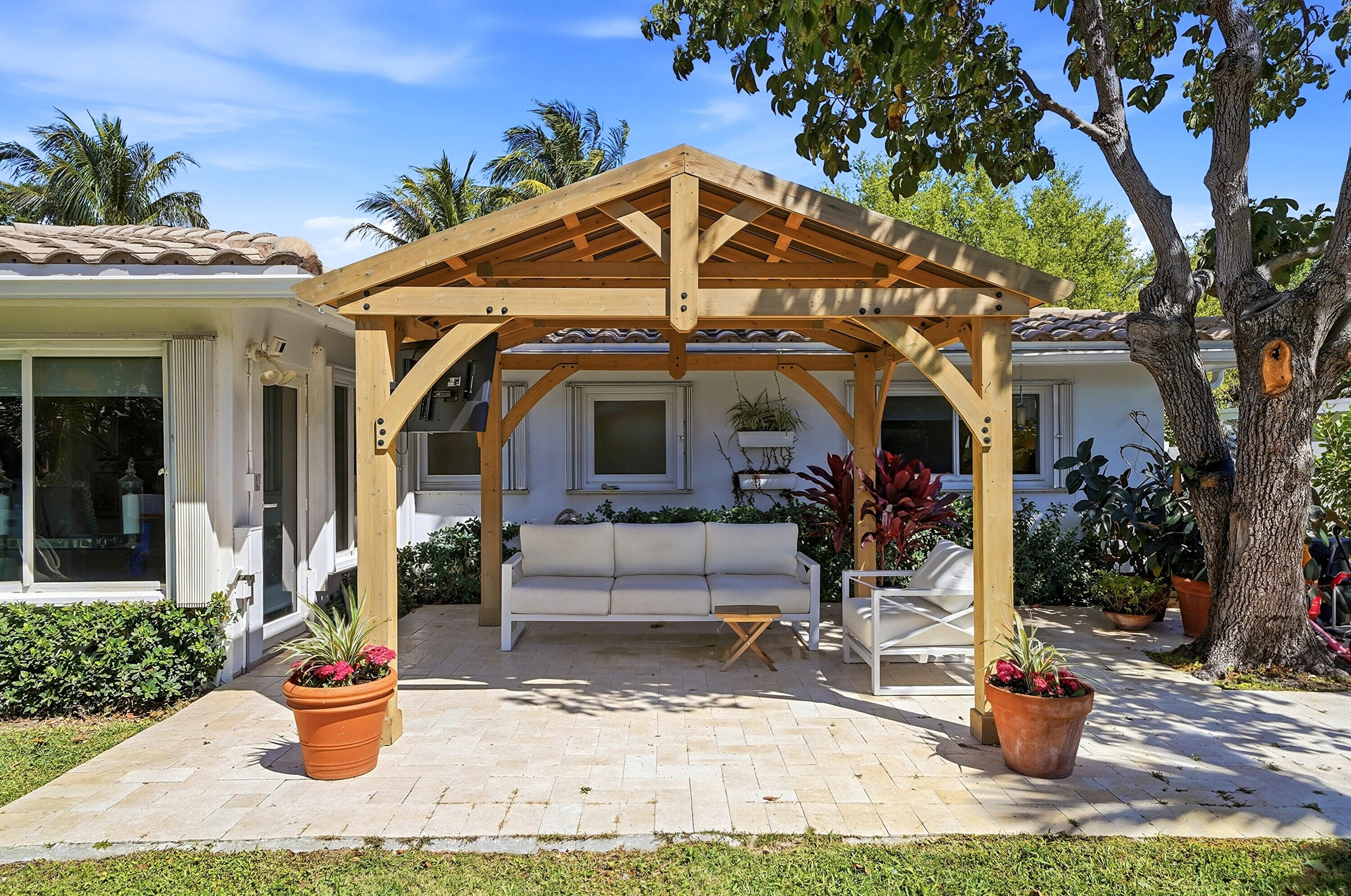 MARY-KNOLL - Residential