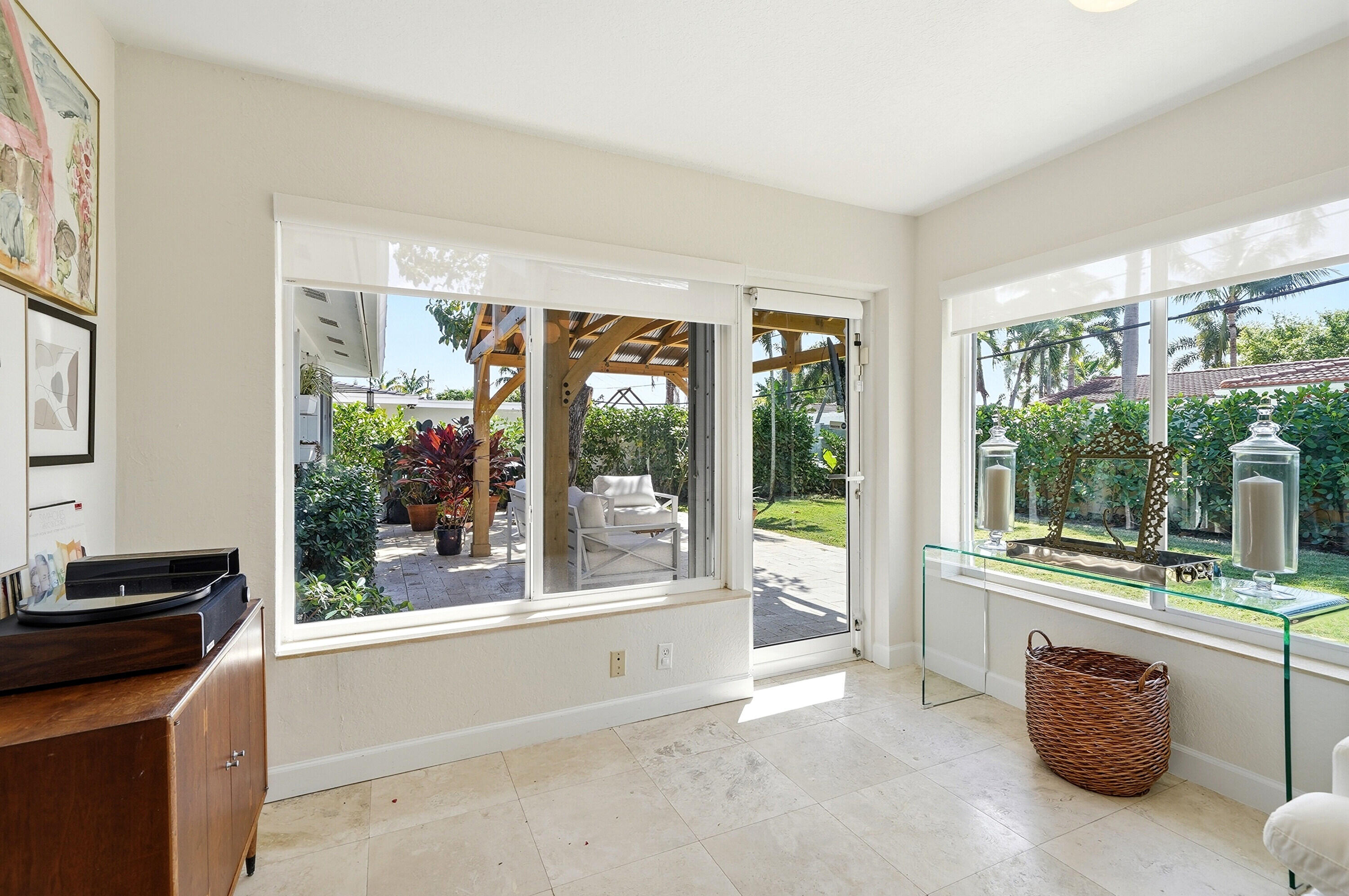 MARY-KNOLL - Residential