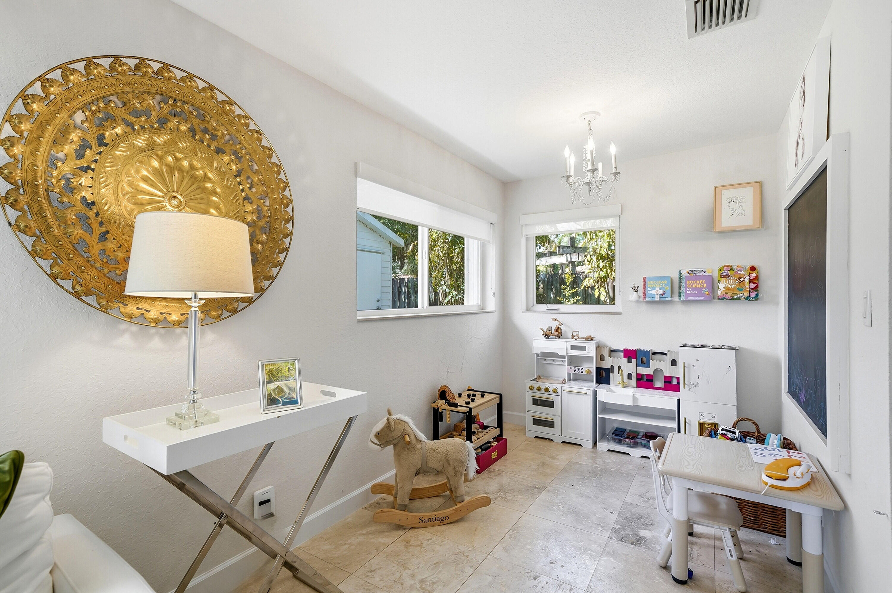 MARY-KNOLL - Residential