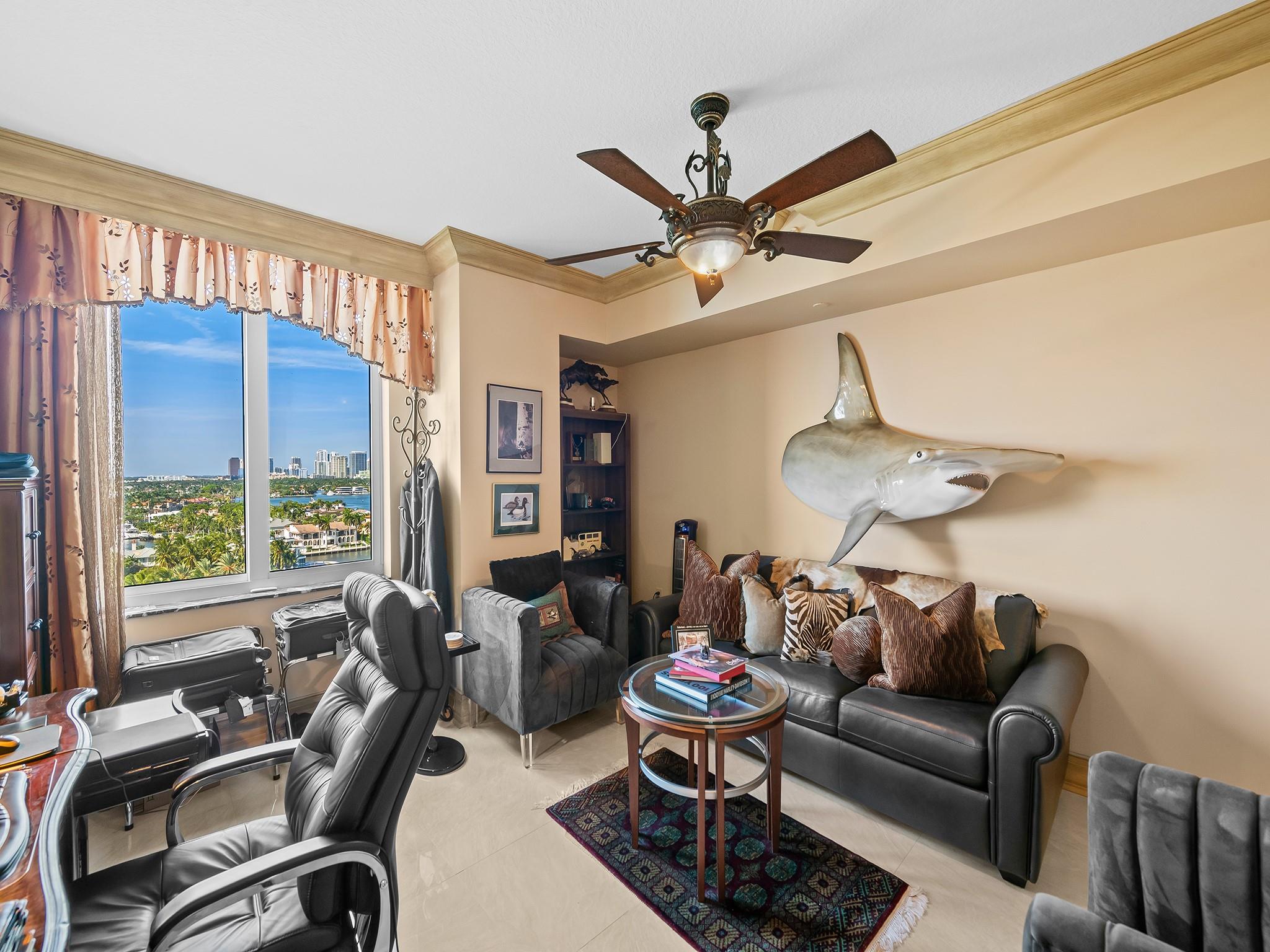 HARBOURAGE PLACE - Residential