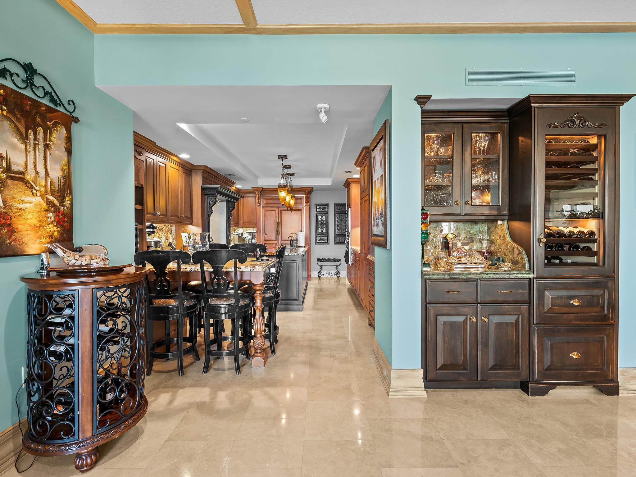 HARBOURAGE PLACE - Residential