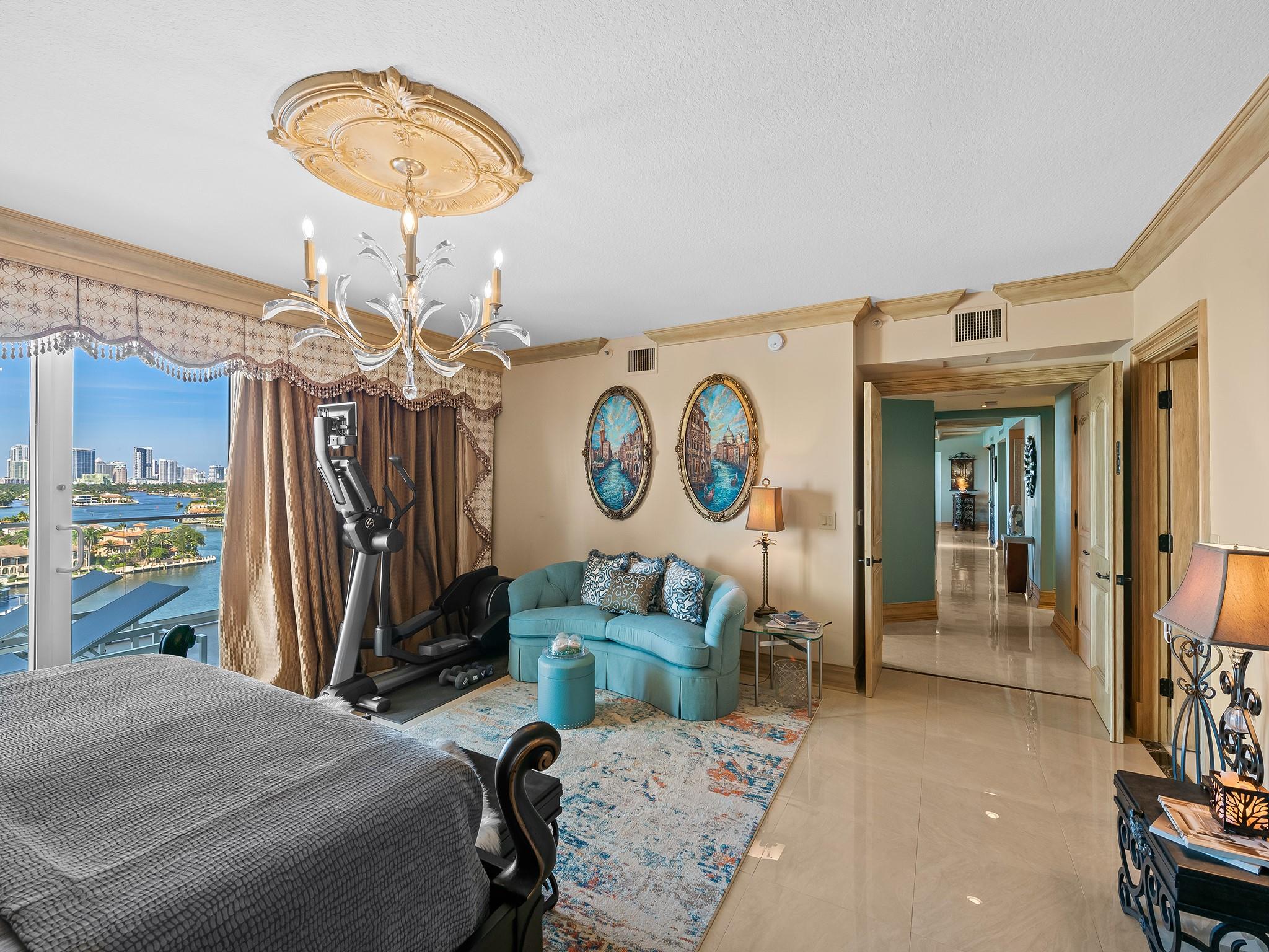 HARBOURAGE PLACE - Residential