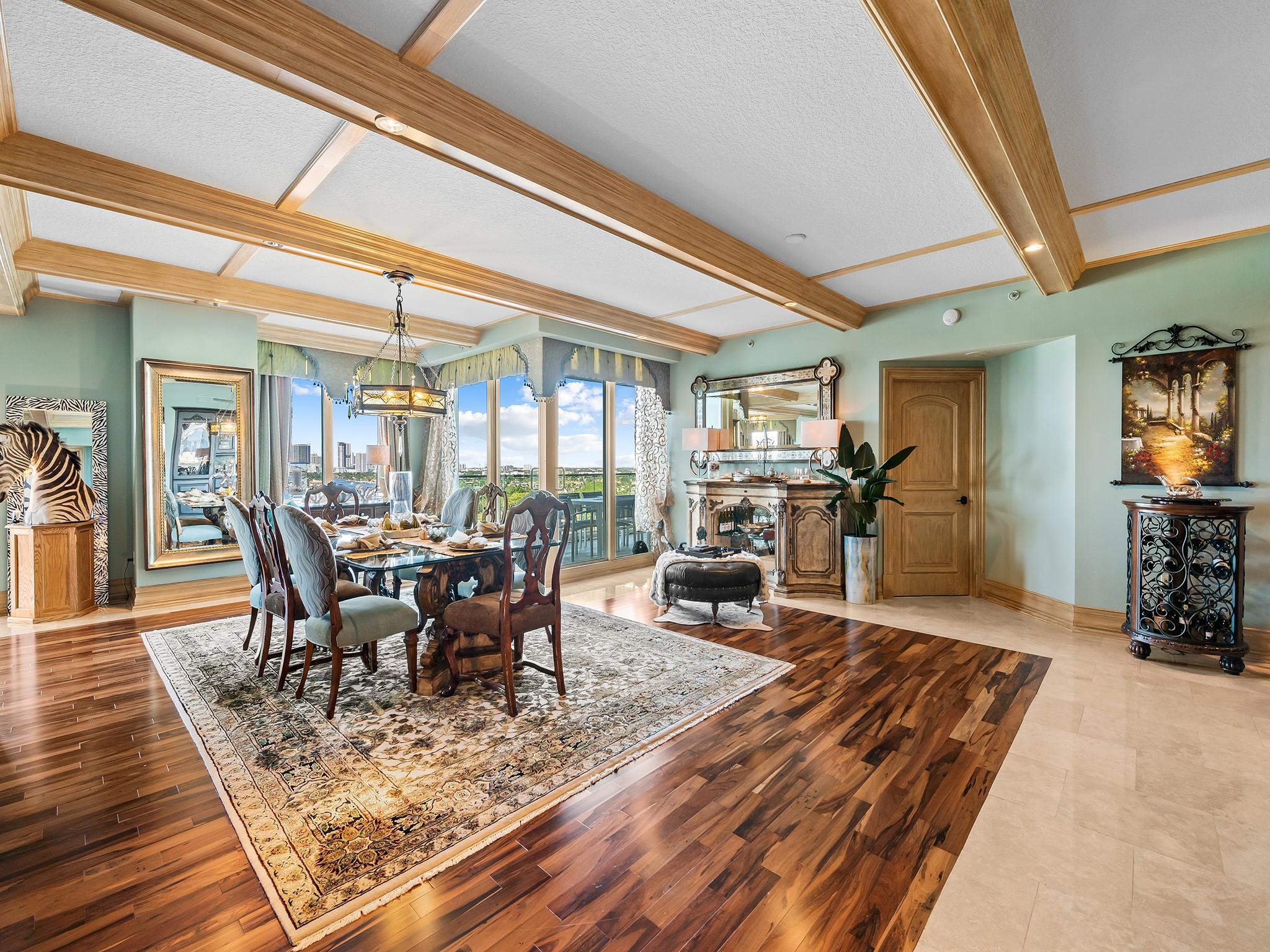 HARBOURAGE PLACE - Residential