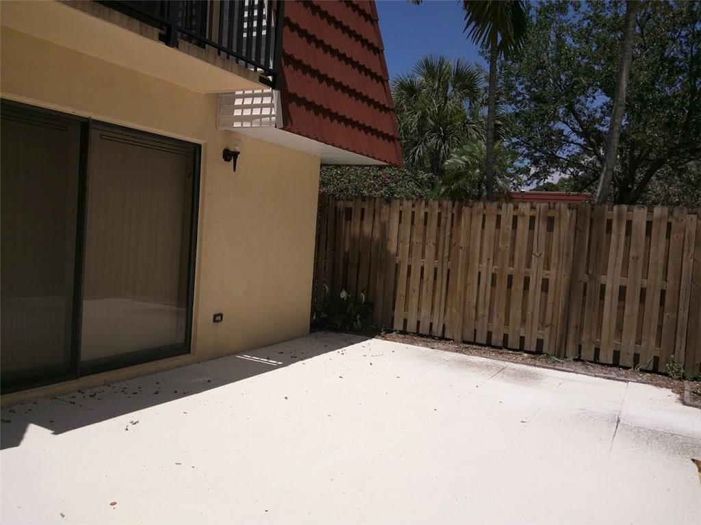 WATERFORD COURTYARDS - Residential