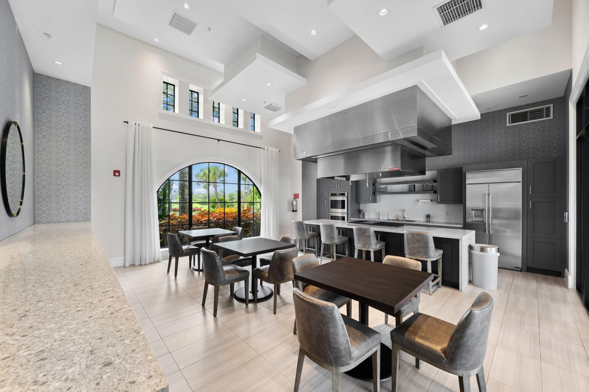 PARKLAND BAY - Residential
