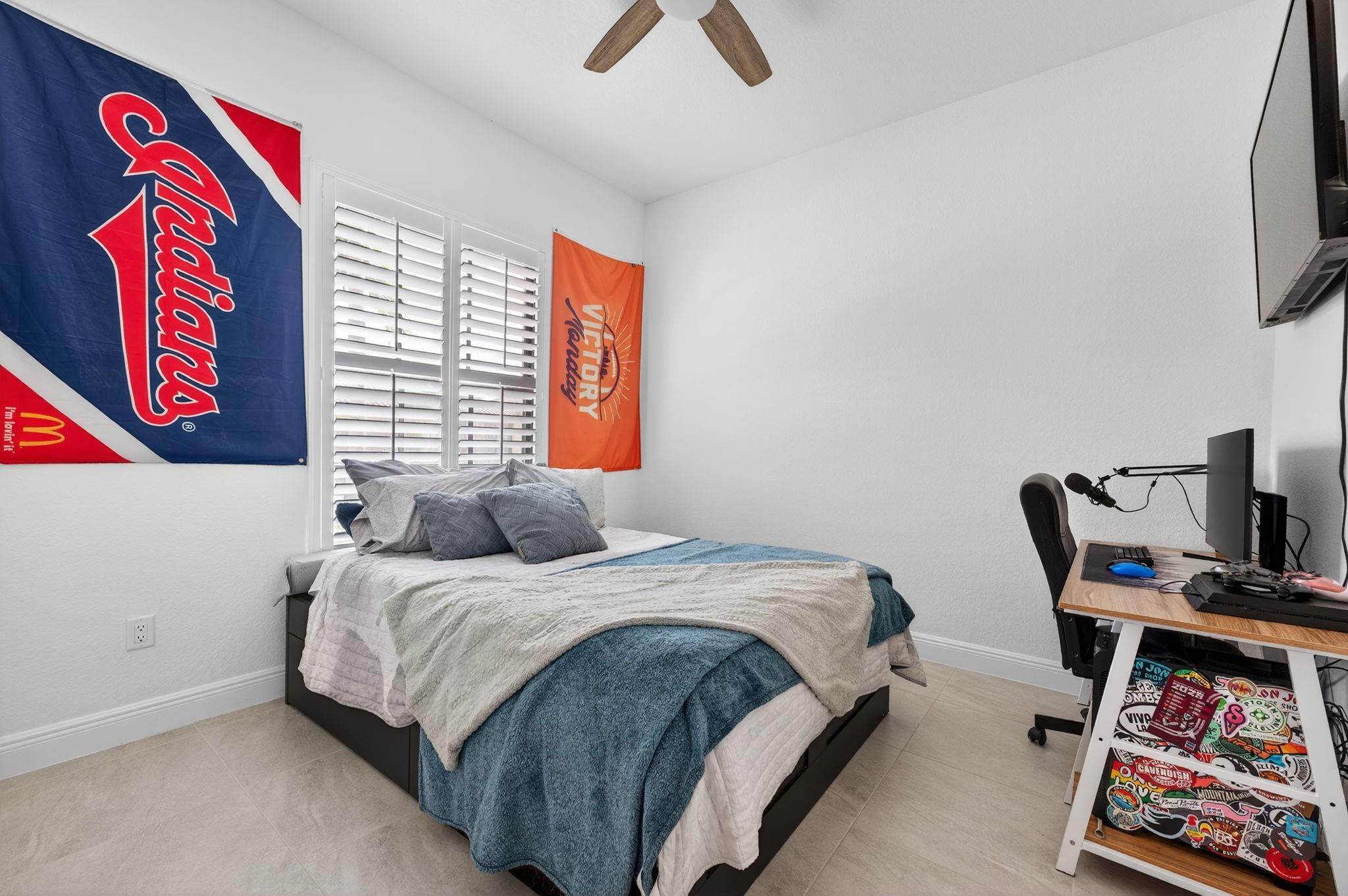 PARKLAND BAY - Residential