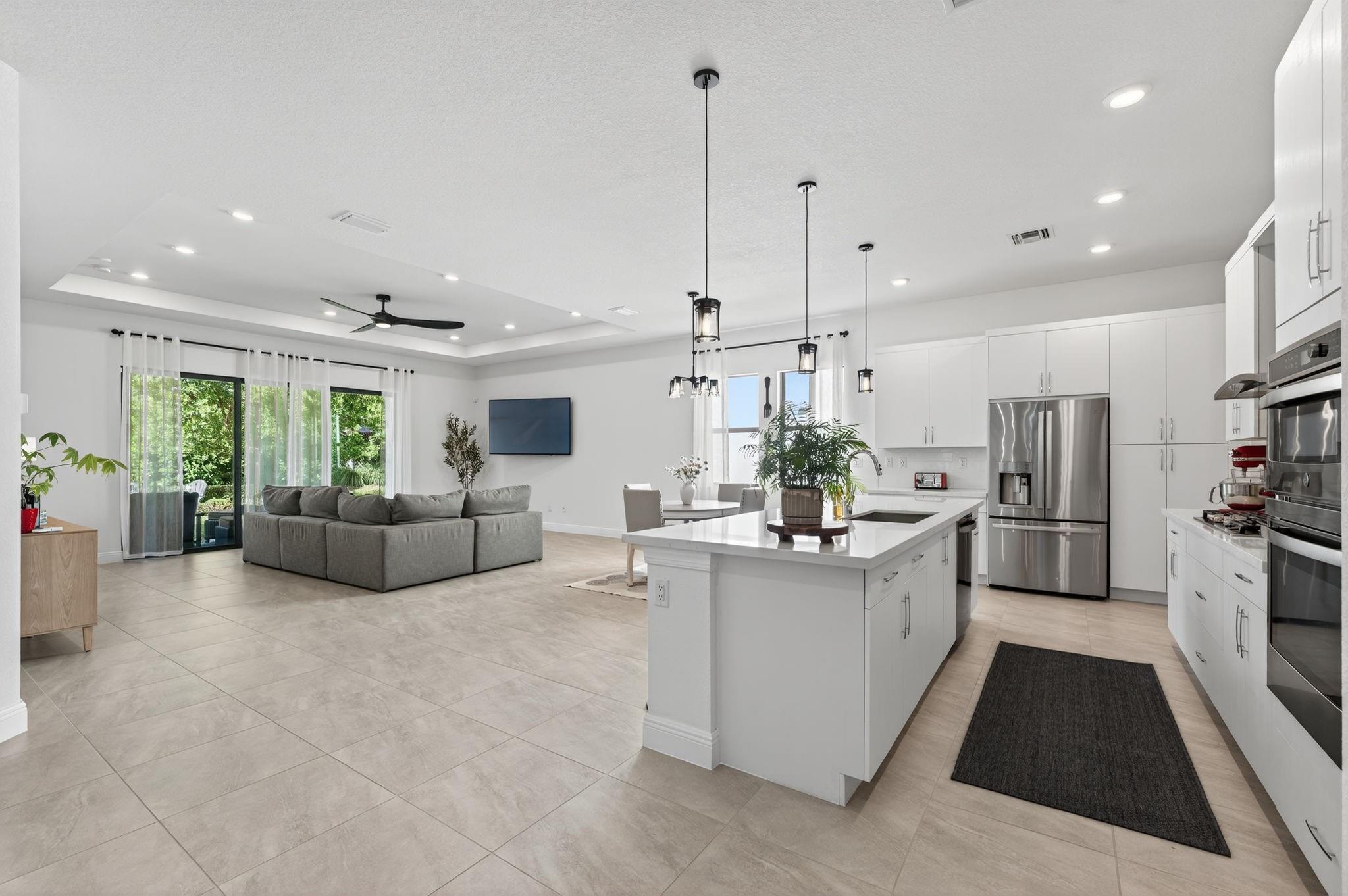 PARKLAND BAY - Residential