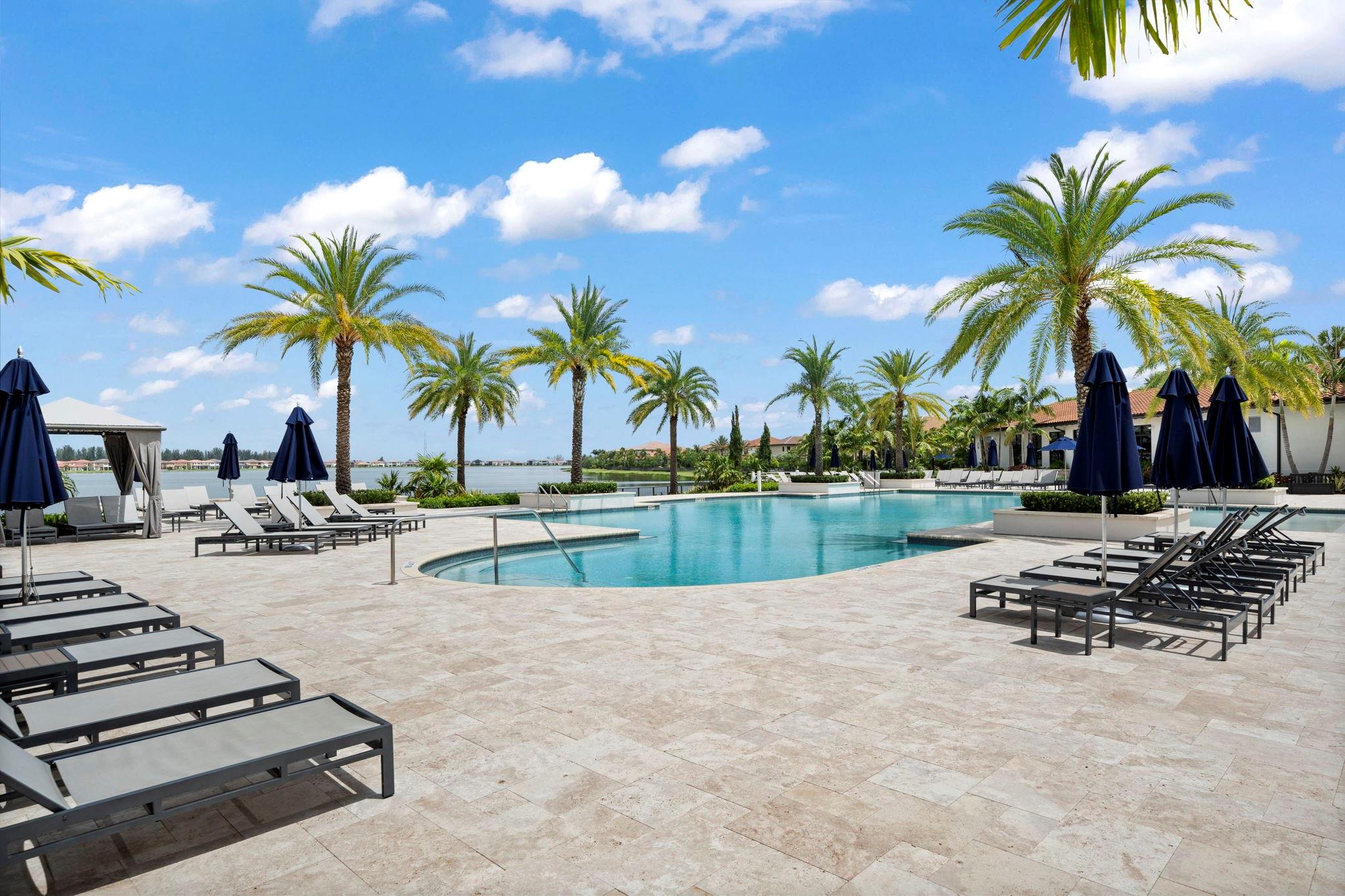 PARKLAND BAY - Residential