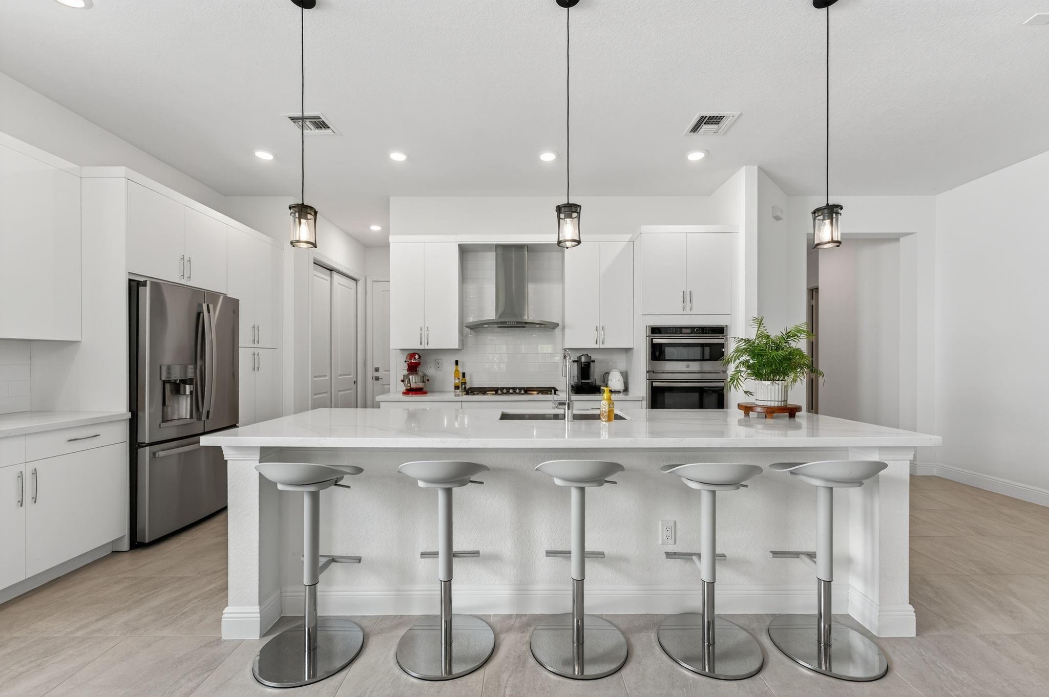 PARKLAND BAY - Residential