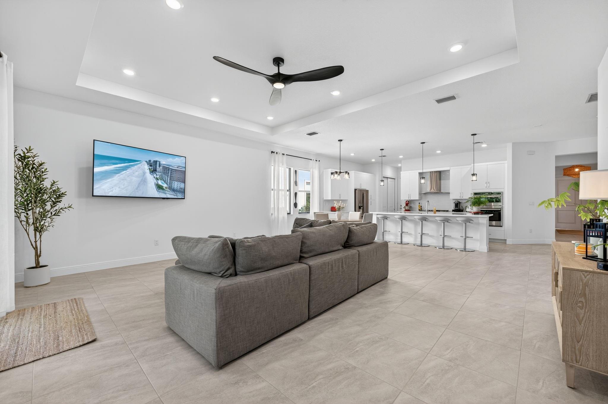 PARKLAND BAY - Residential