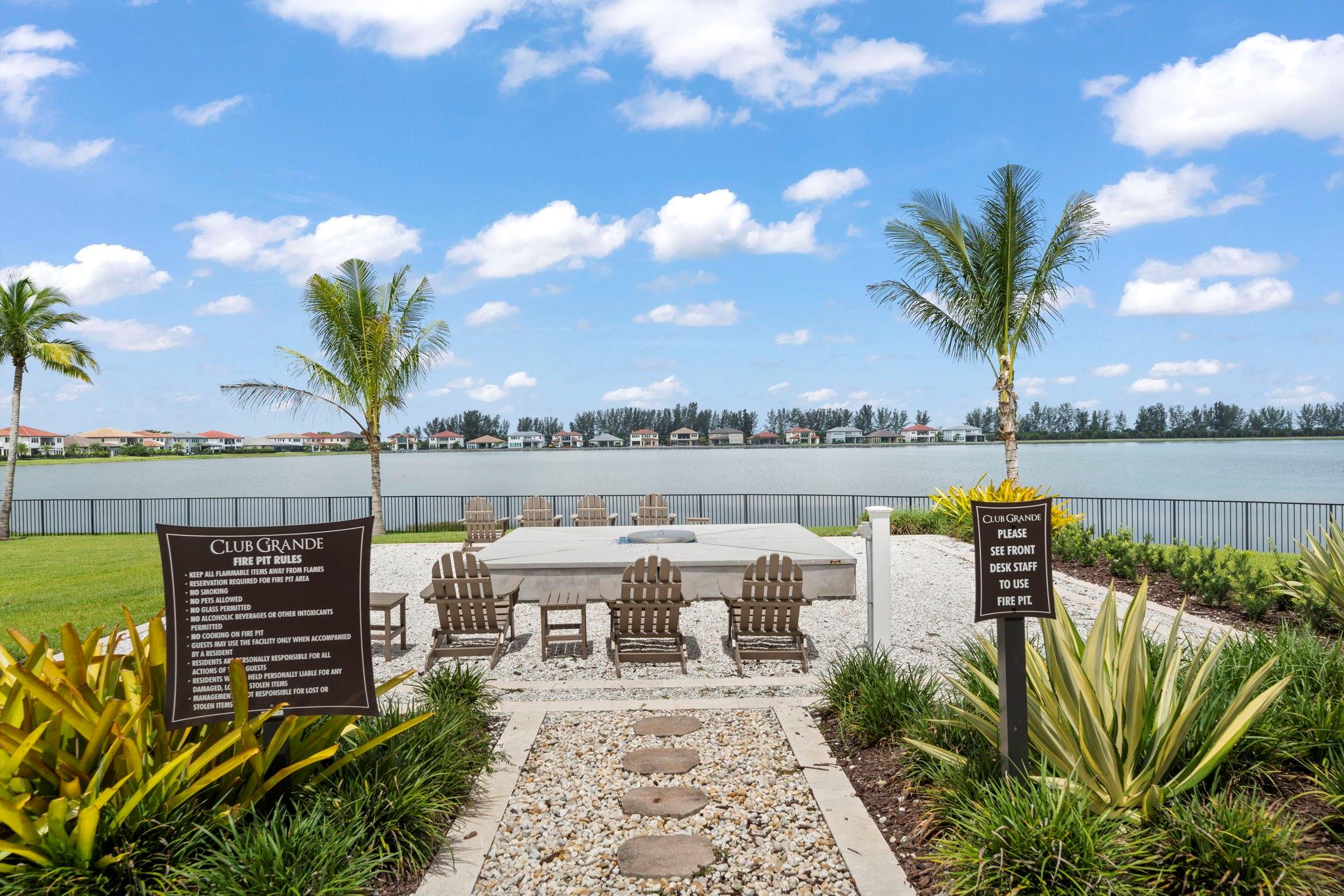PARKLAND BAY - Residential