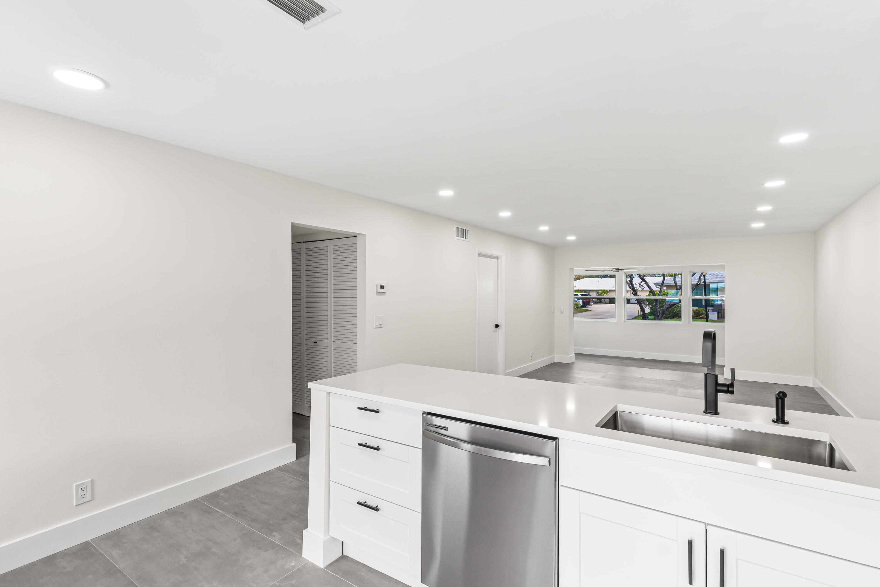 COVERED BRIDGE CONDO - Residential Lease