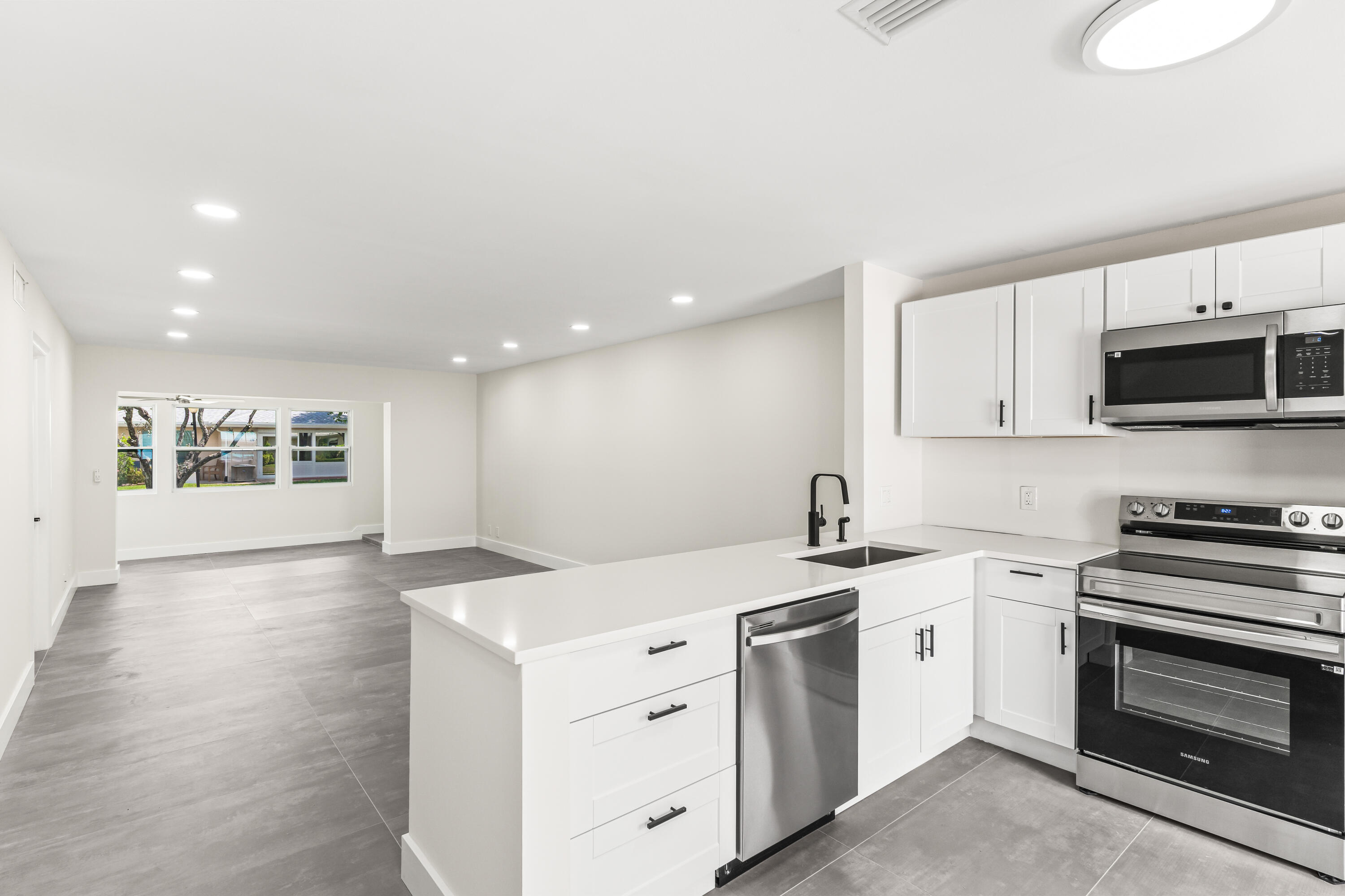 COVERED BRIDGE CONDO - Residential Lease