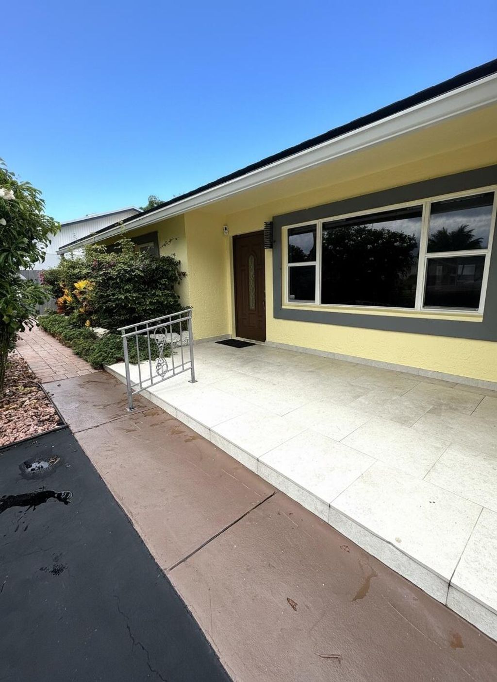 Photo of 9585 Affirmed Lane, Boca Raton, FL 33496 (MLS # B26040452)