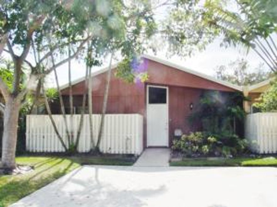 Credit report & Bass Group Application MUST be submitted with offer. Neat, clean & open villa on quiet culdesac with peaceful green view & extra parking. Large screened porch. Remodeled Kitchen. Vaulted ceilings. Tile floors in living areas & laminate in bedrooms. Split bedroom plan. Storage ''shed'' attached. Community pool, parks, tennis, ''A'' rated schools & shopping are walking/biking distance away. One small pet OK. Tenant pays electric, water, cable & interior pest control. No commercial vehicles or Pickup trucks permitted by association.