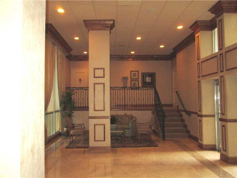 PLAZA SOUTH CONDO - Residential Lease