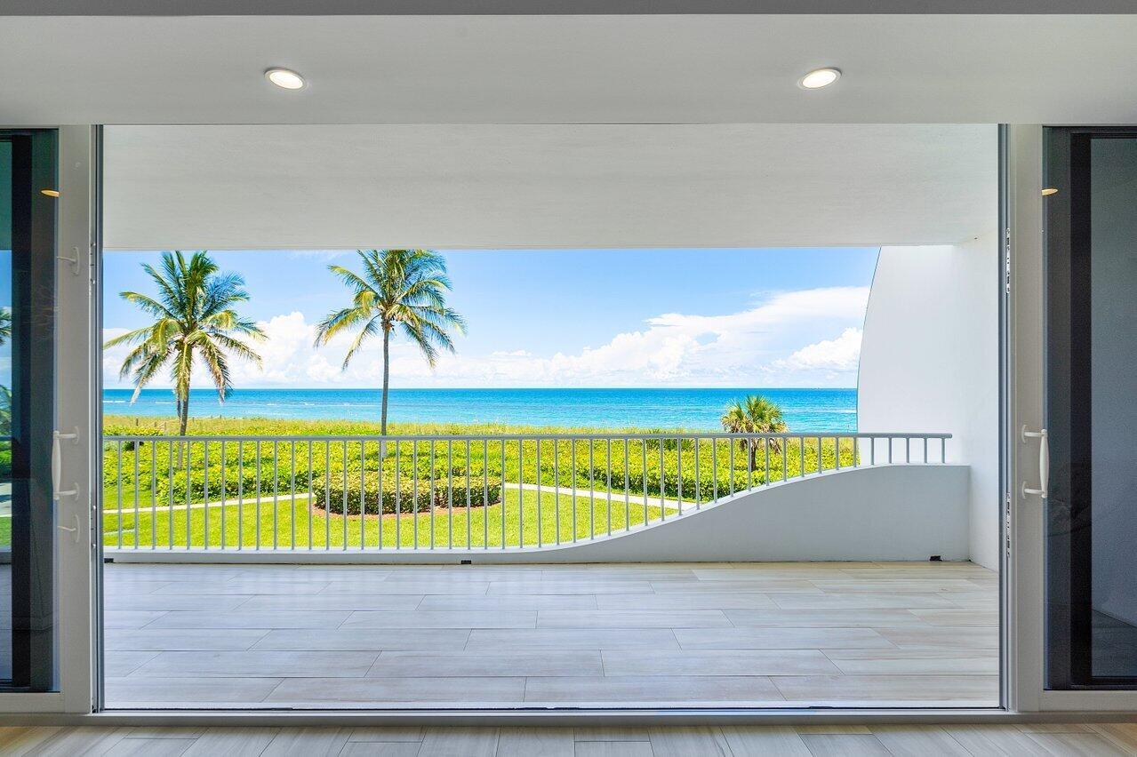 SAILFISH POINT - Residential