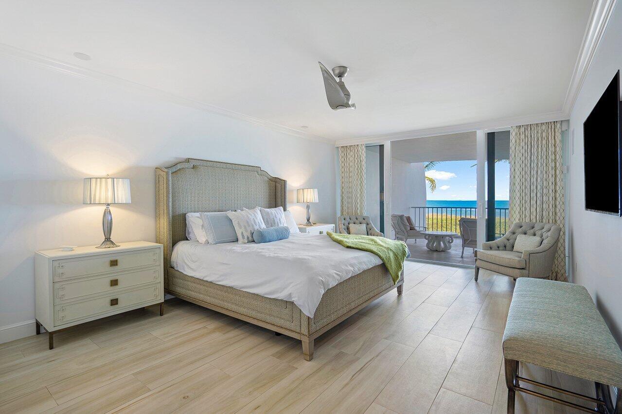 SAILFISH POINT - Residential