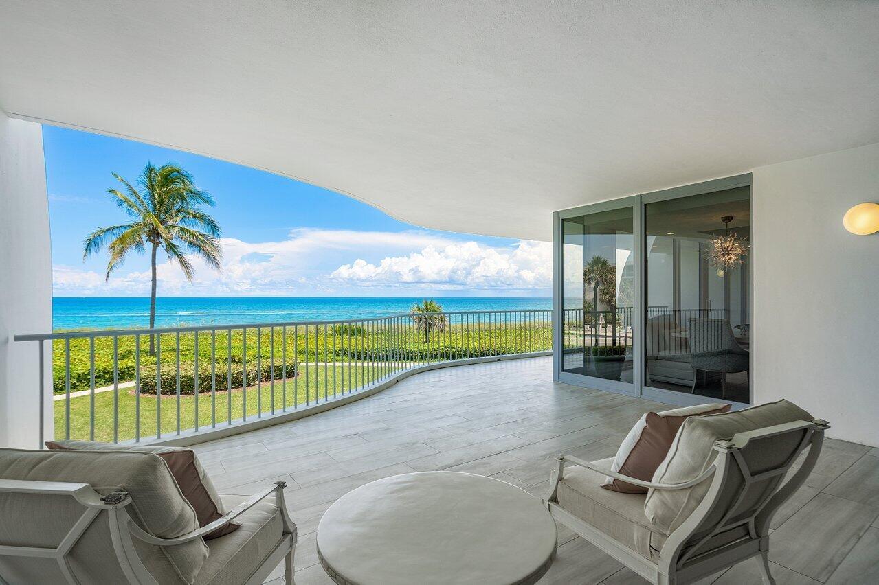 SAILFISH POINT - Residential