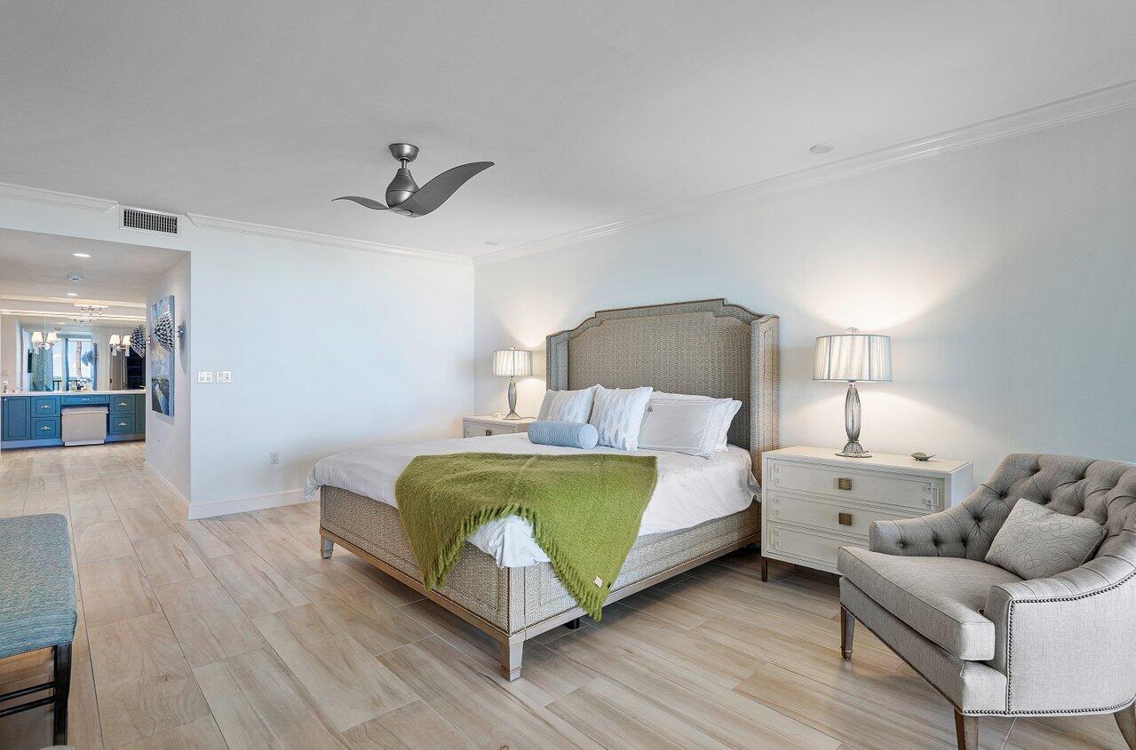 SAILFISH POINT - Residential