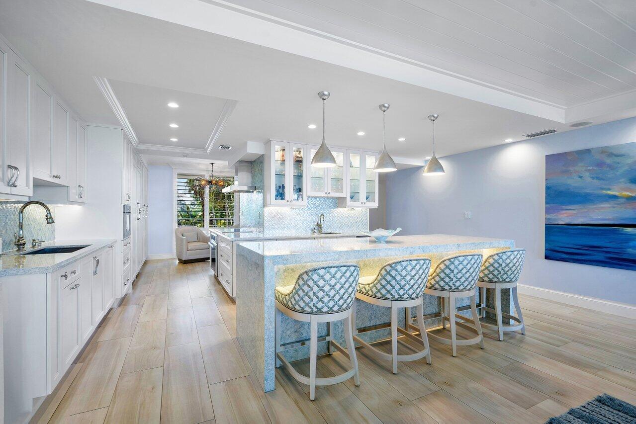 SAILFISH POINT - Residential