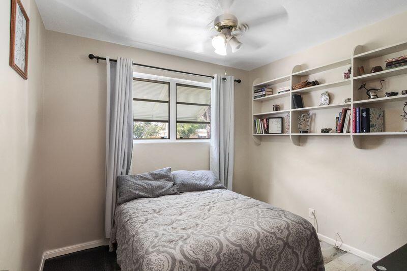 EL MONTE PARK - Residential