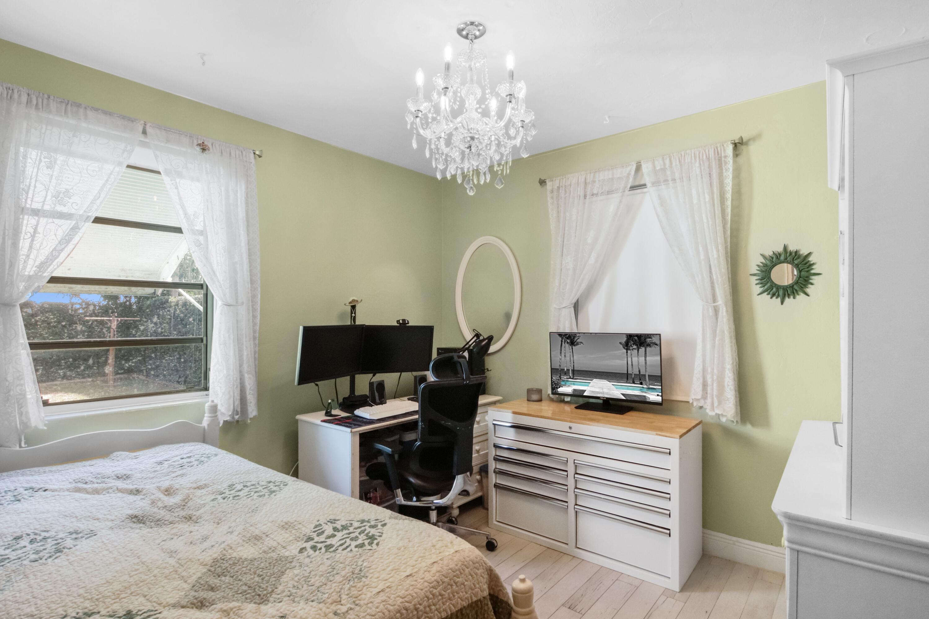 EL MONTE PARK - Residential