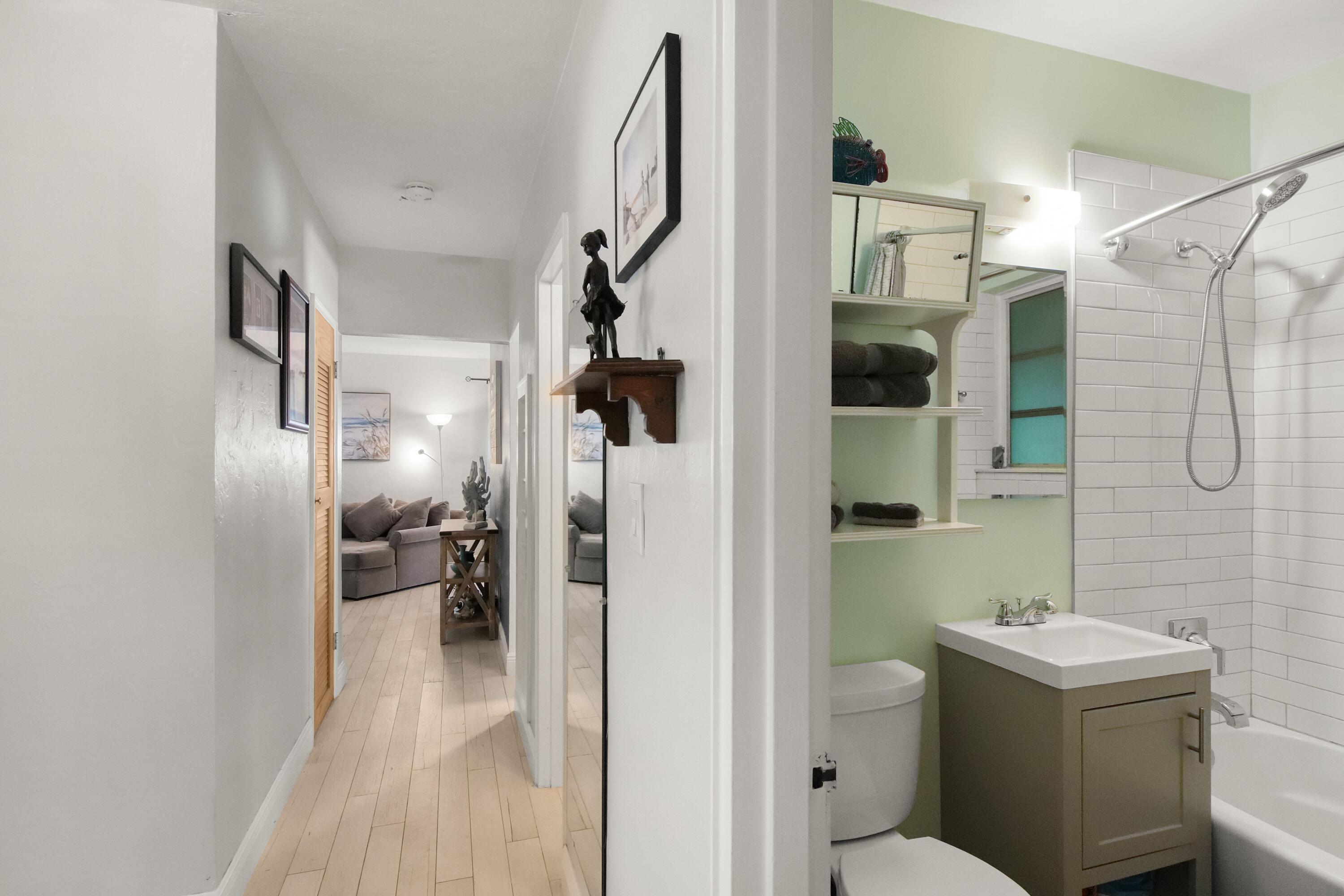 EL MONTE PARK - Residential