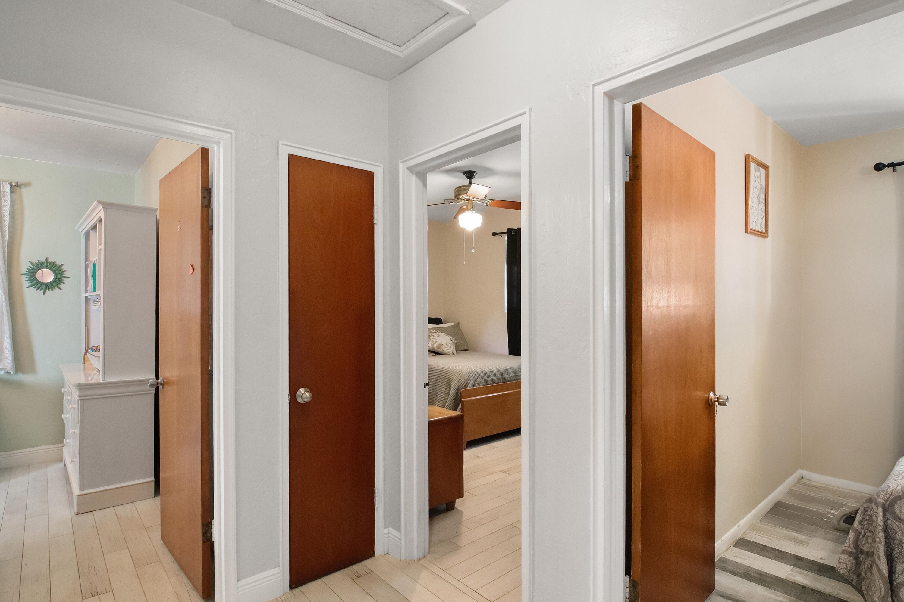 EL MONTE PARK - Residential