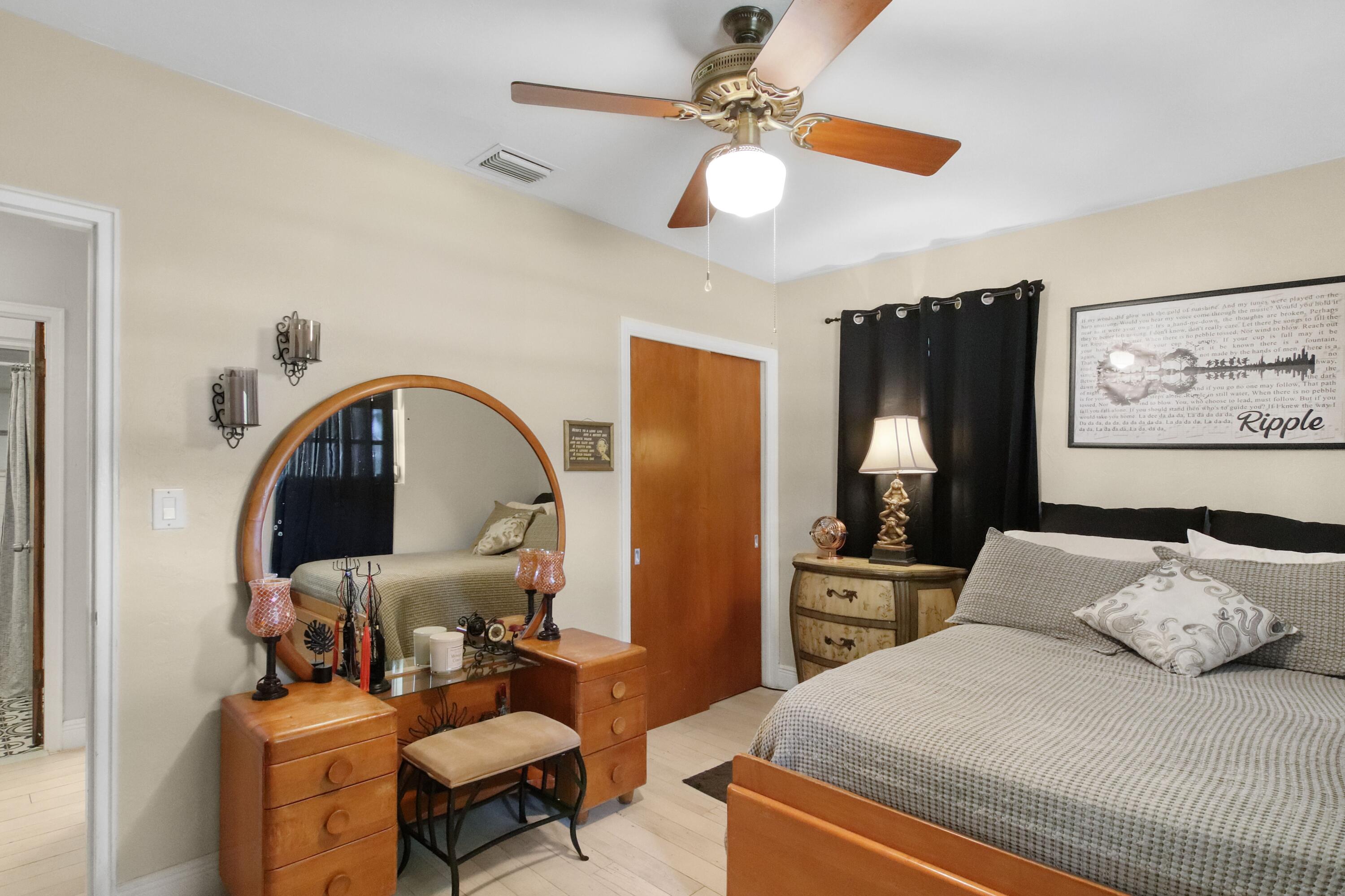 EL MONTE PARK - Residential