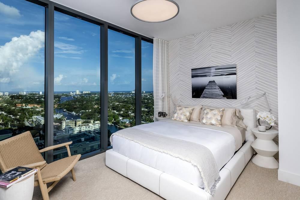 Icon Las Olas - Residential Lease