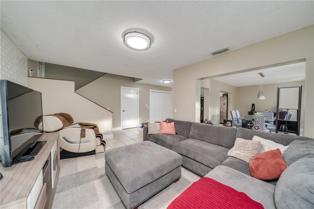 Boca Pointe - Residential