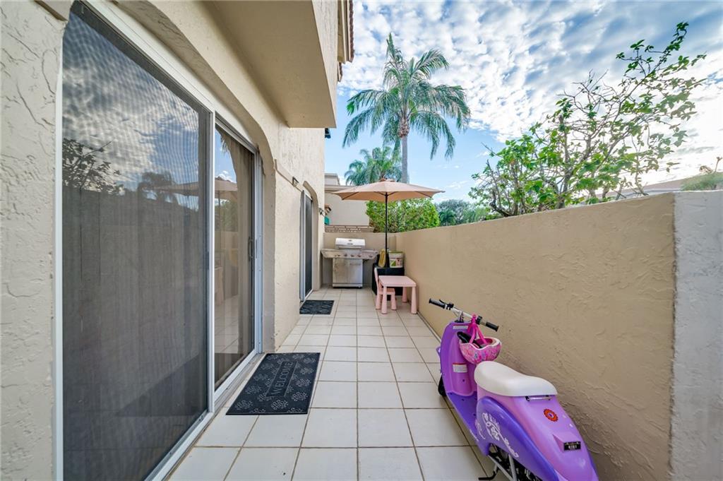 Boca Pointe - Residential