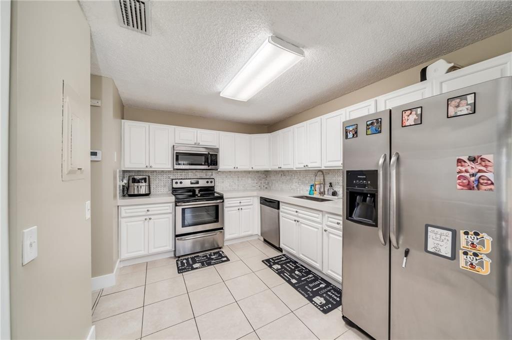 Boca Pointe - Residential