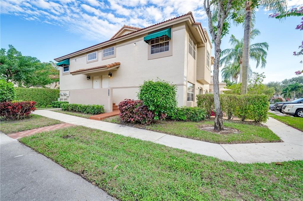 Boca Pointe - Residential