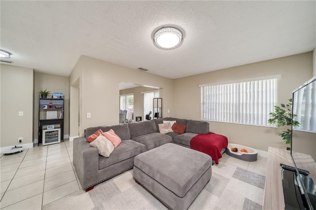 Boca Pointe - Residential