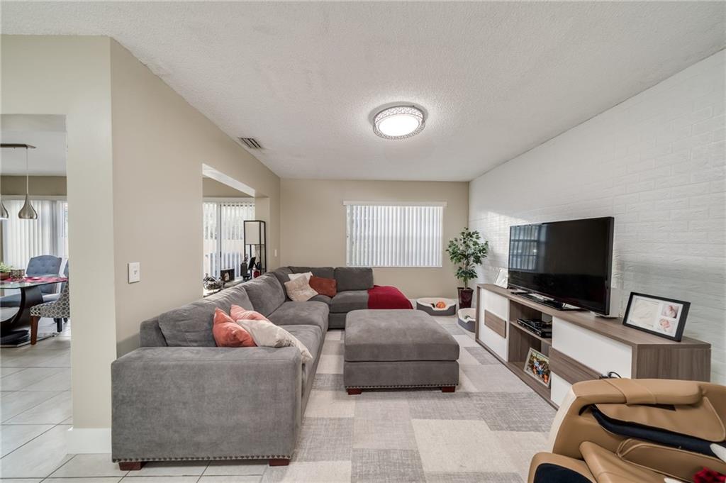 Boca Pointe - Residential