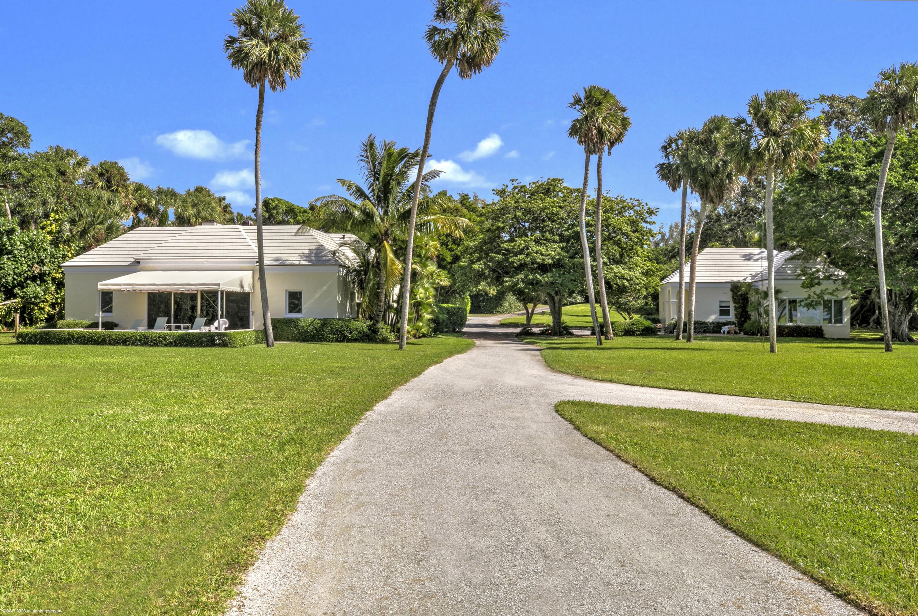 JUPITER ISLAND - Residential