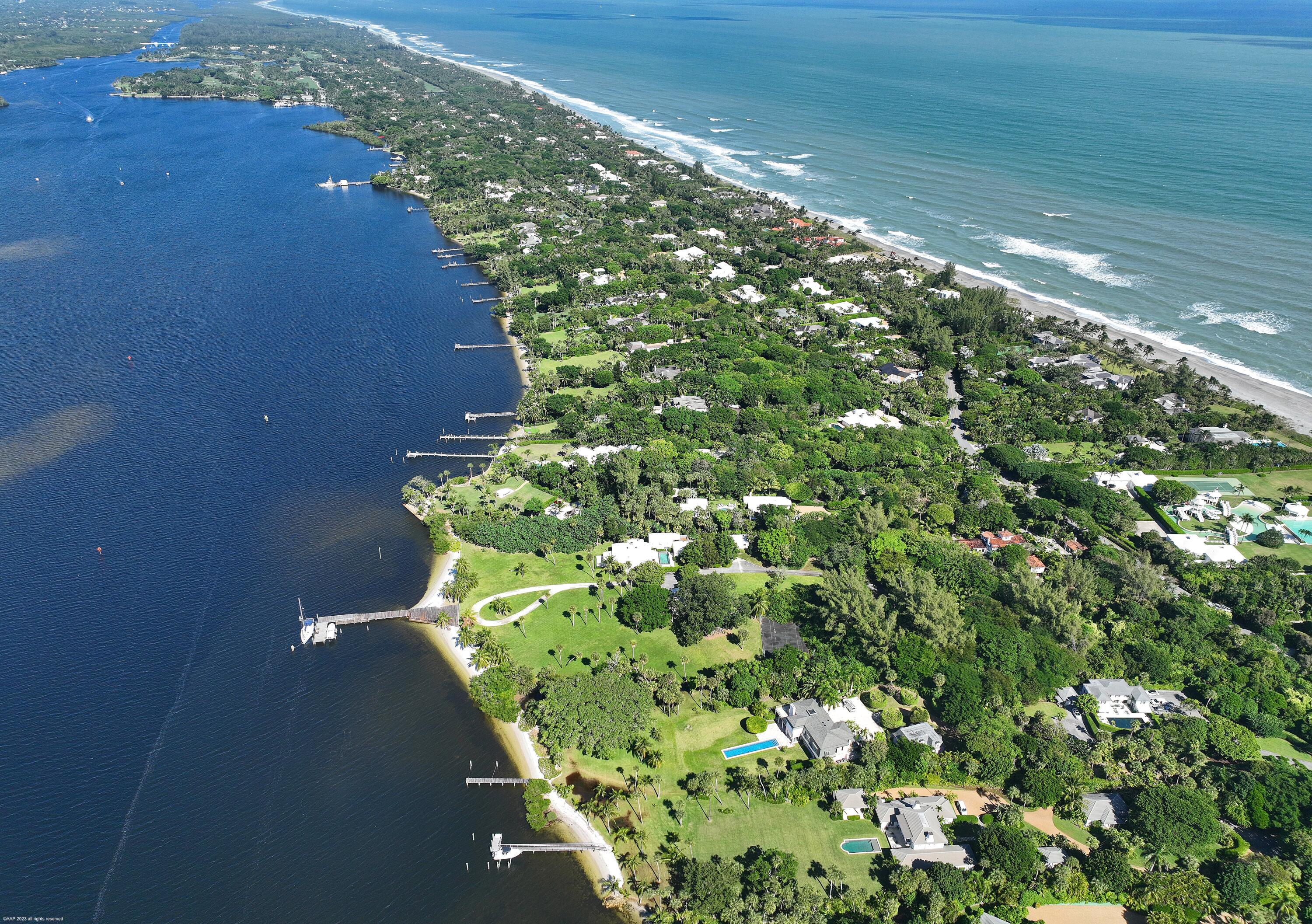 JUPITER ISLAND - Residential