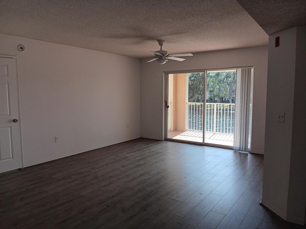 Photo of 1640 N 42nd Circle #204, Vero Beach, FL 32967 (MLS # B26002376)