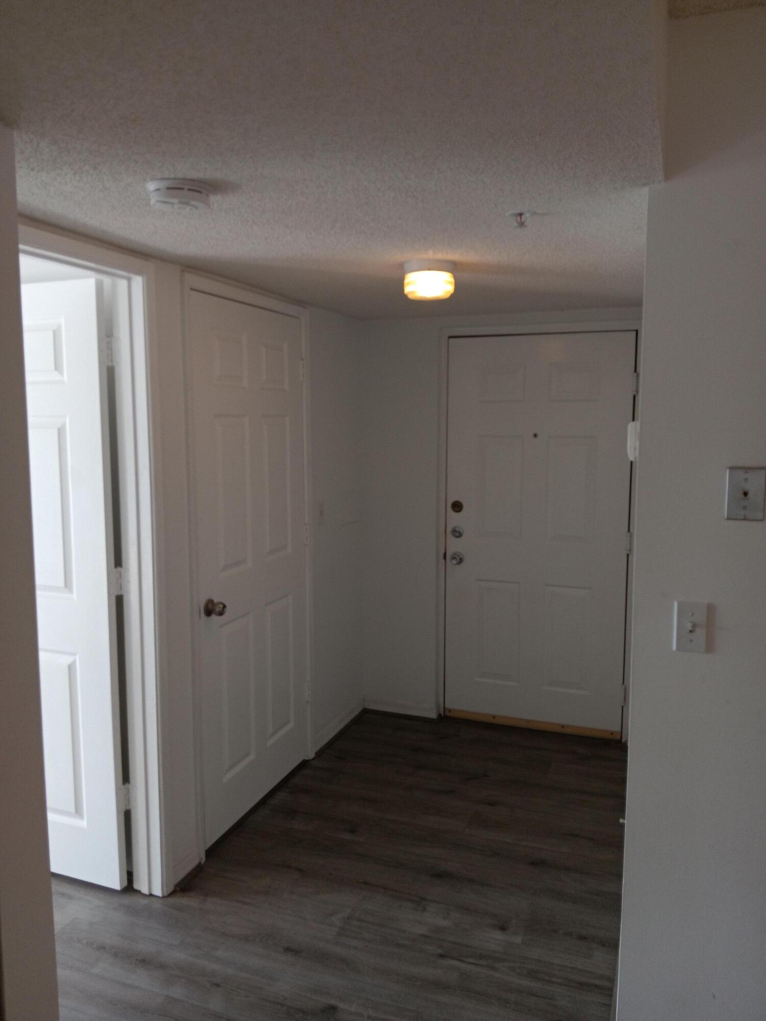 LAGUNA OF VERO BEACH - Residential Lease