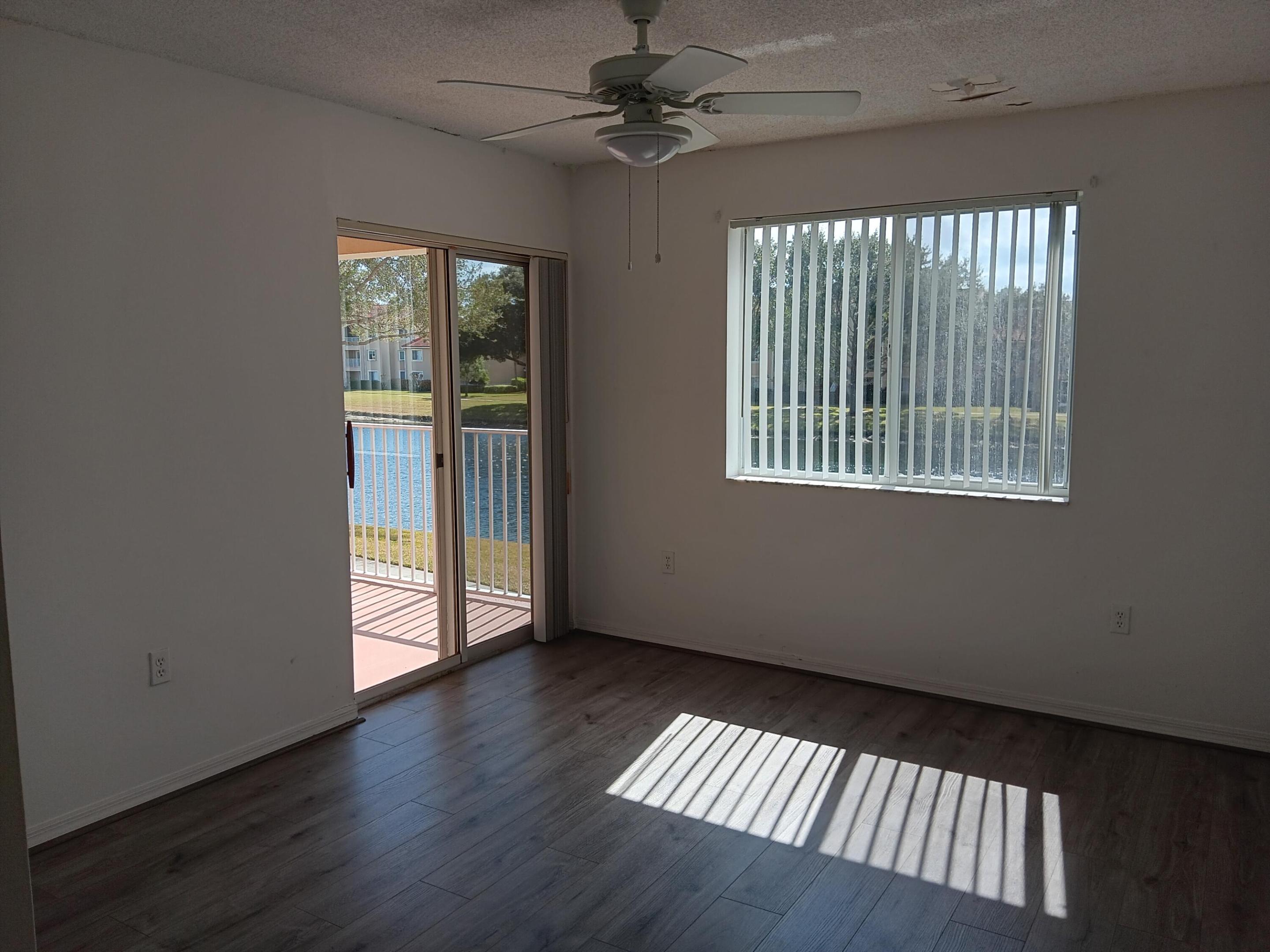 LAGUNA OF VERO BEACH - Residential Lease