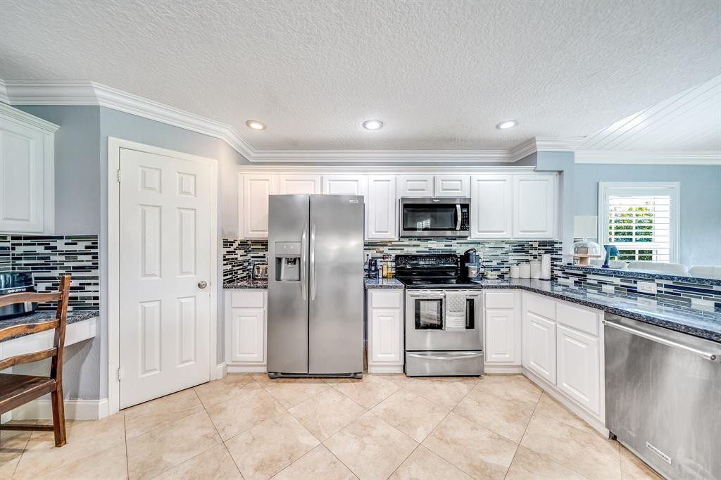 BOCA WINDS HERTIAGE - Residential Lease