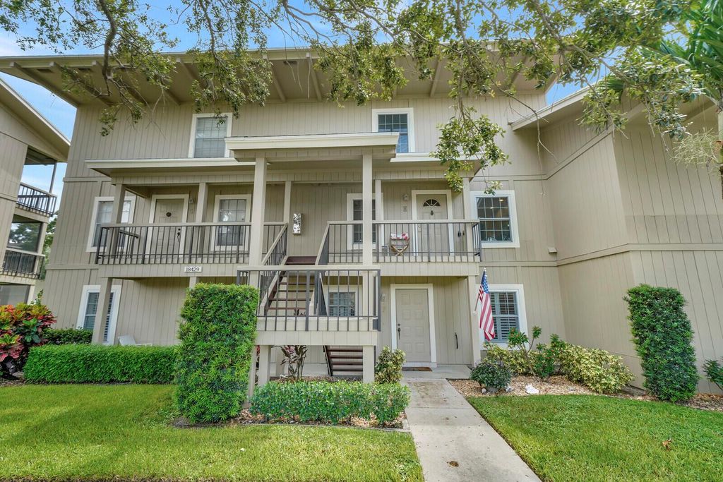 Photo of 18429 SE Wood Haven Lane #H, Jupiter, FL 33469 (MLS # R10906591)