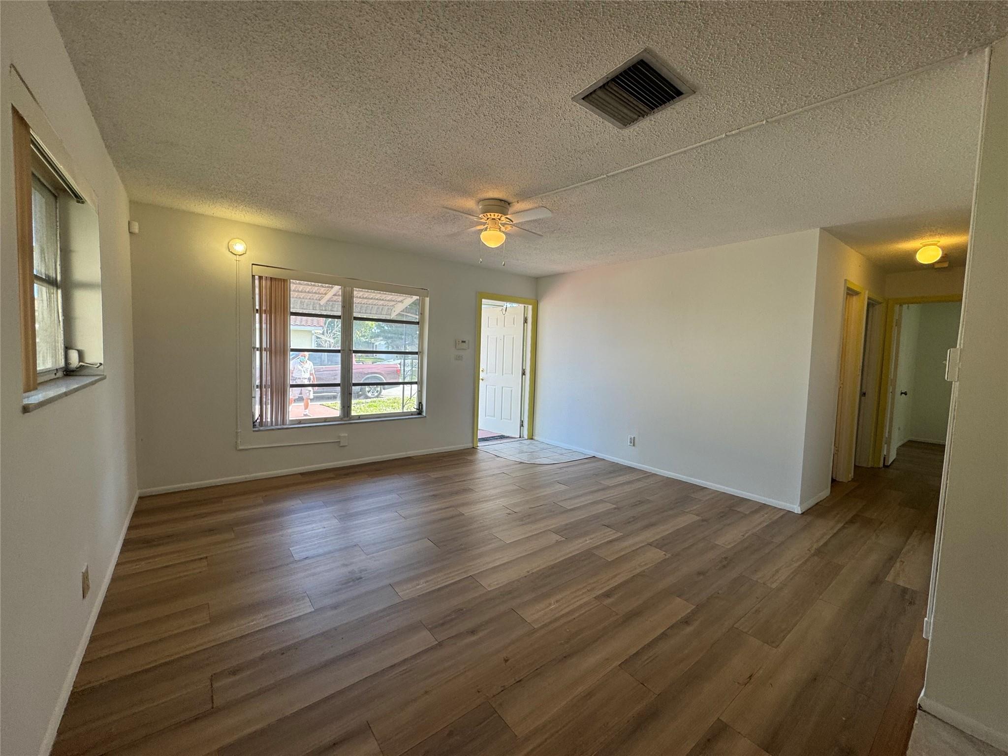 Mainlands Of Tamarac Lake - Residential