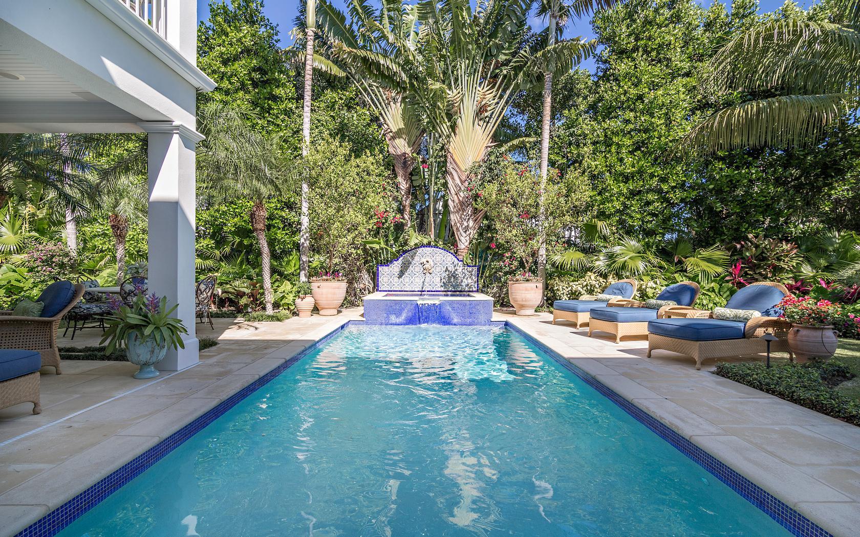 EL ENCANTO - Residential