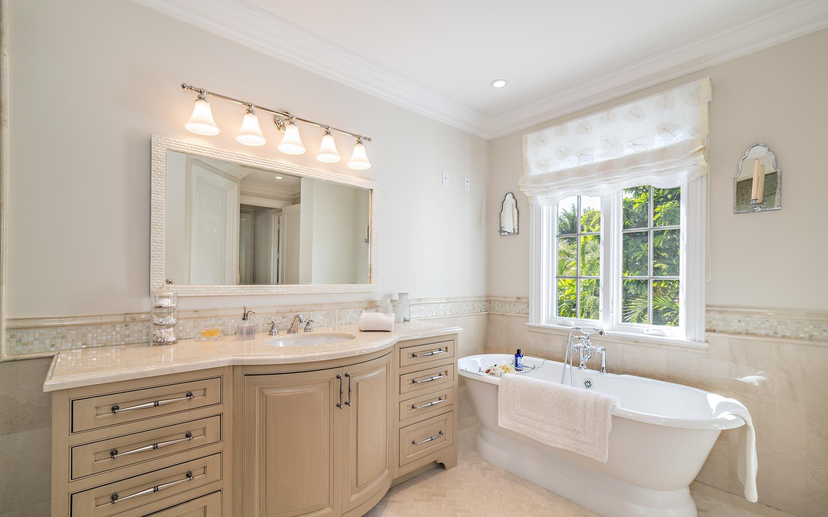 EL ENCANTO - Residential