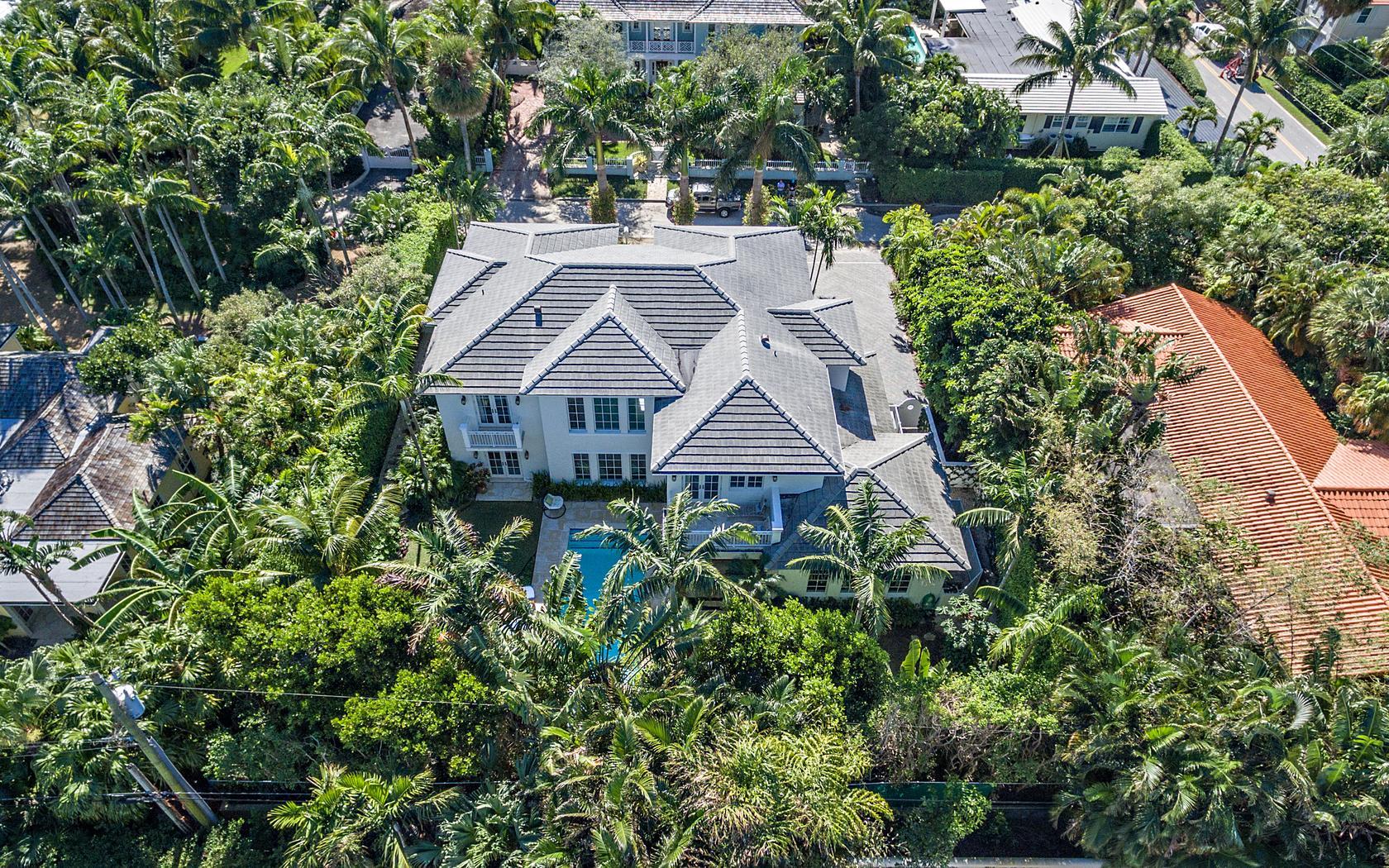 EL ENCANTO - Residential