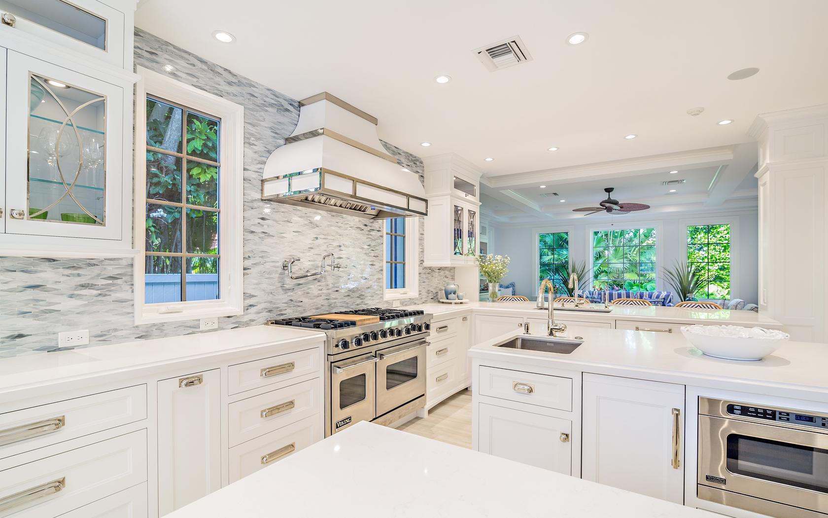 EL ENCANTO - Residential